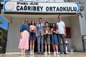 Silivri Çağrıbey Ortaokulu'nda başarı gururu