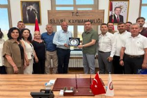 Silivri muhtarlarından Kaymakam Tolga Toğan'a veda ve teşekkür