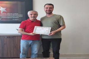 Necip Sarıbekir Lisesi öğretmenlerine başarı belgesi