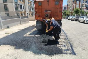 Silivri’de yol bakım ve onarım çalışmaları sürüyor