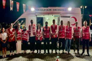 link Silivri Kızılay'dan 15 Temmuz gecesi vatandaşlara ikram desteği