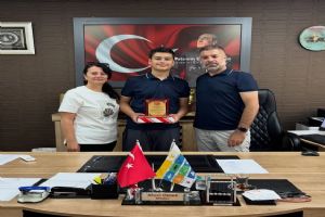 Ali Öngel'in LGS başarısı okulunda ödüllendirildi