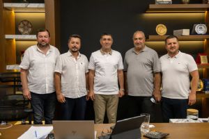 link Silivri AK Partili Meclis Üyesi Yazıcı, servisçilerin sorunlarını dinledi