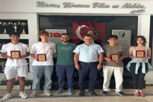 Silivri Çağrıbey Ortaokulu’nda LGS başarısı ödüllendirildi