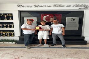 Silivri Çağrıbey Ortaokulu'nun LGS gururuna başarı plaketi