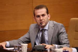 “Balcıoğlu ve yönetimi Silivri Belediyesini batırmıştır”