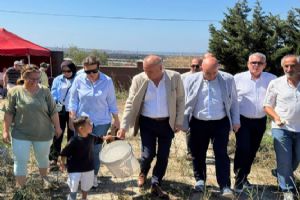 link Silivri AK Parti’den ata tohumuyla üretime destek