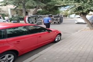 link Silivri’de fenalaşan sürücü kontrolü kaybetti: Araç ters döndü