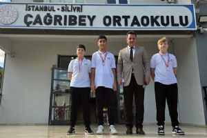 Silivri Çağrıbey Ortaokulu Öğrencilerinden 30 Ağustos Zafer Kupası’nda 3 madalya