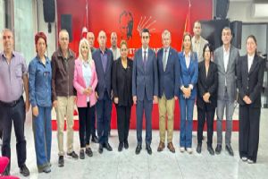 Silivri Kaymakamı Eren’in siyasi parti turunda CHP durağı