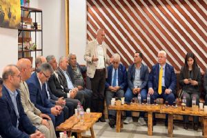 AK Parti Heyeti Silivri’de sahaya indi