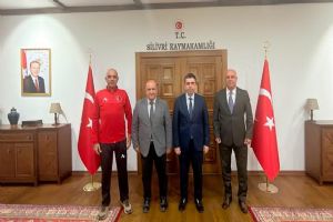 link Karate Federasyonu Başkanı Taşdemir’den Kaymakam Eren’e ziyaret