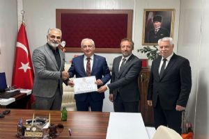 link İbrahim Köse mazbatasını aldı