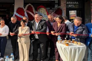 Raccoon Burger Silivri’de açıldı