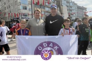 Silivri Odak Koleji Öğrencilerinden Cumhuriyet Krosunda başarı