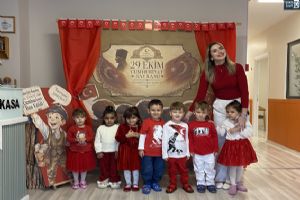 Silivri PİKO’nun minikleri Cumhuriyet coşkusunu doyasıya yaşadı
