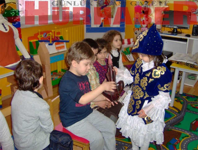 Minikler Kazakistan’ı tanıdı