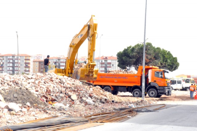 Boğluca etrafında temizlik başladı