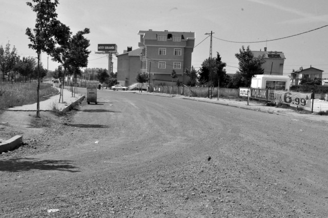 Türk Sokak sakinlerinin asfalt isyanı