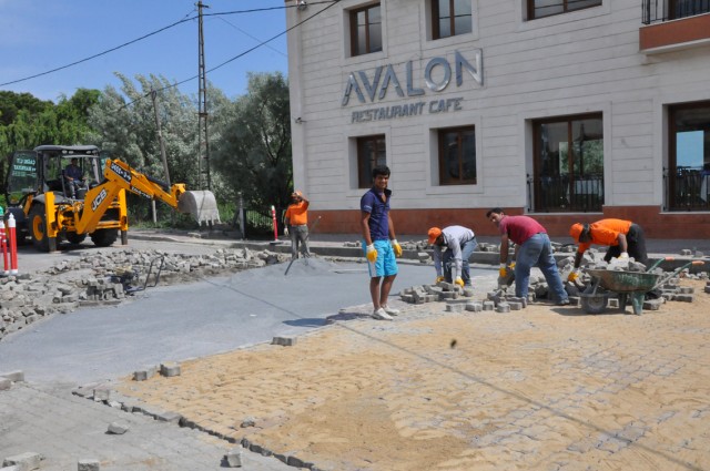 Kumluk’ta yol bakım çalışması