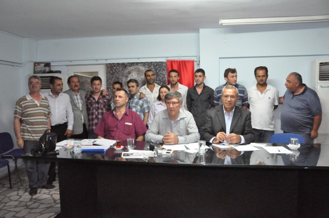 Aksu: Genel iktidar için yerel başarı şart