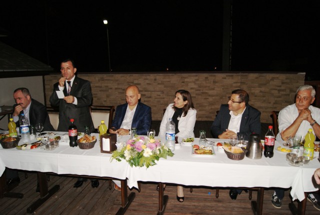 Turan’dan, Ak Parti emektarlarına iftar