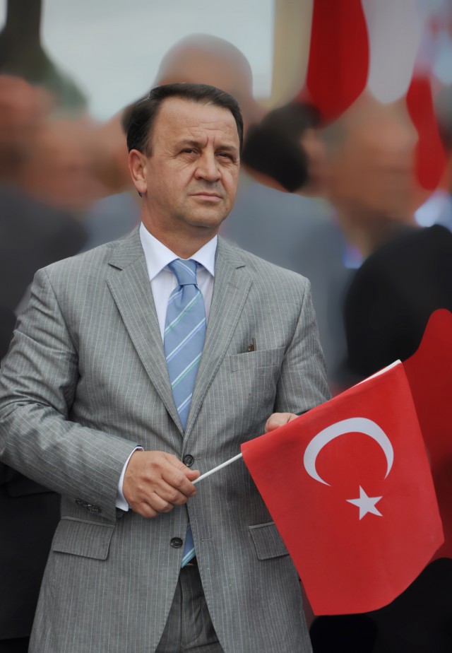 Işıklar terörü bir kez daha lanetledi