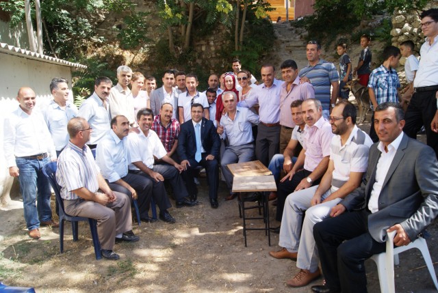 AK Parti’den yoğun bayram programı