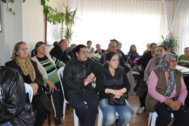 Aleviler, basın şehidini unutmadı
