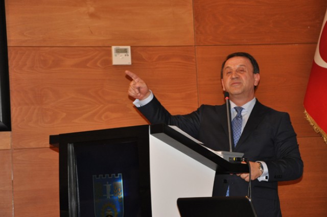 Işıklar: 2014’te neden kaybettiğinizi yine anlamayacaksınız