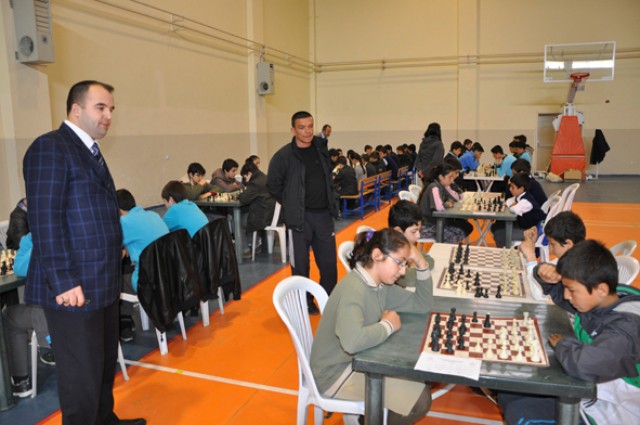 Yıldız Satranç birincileri