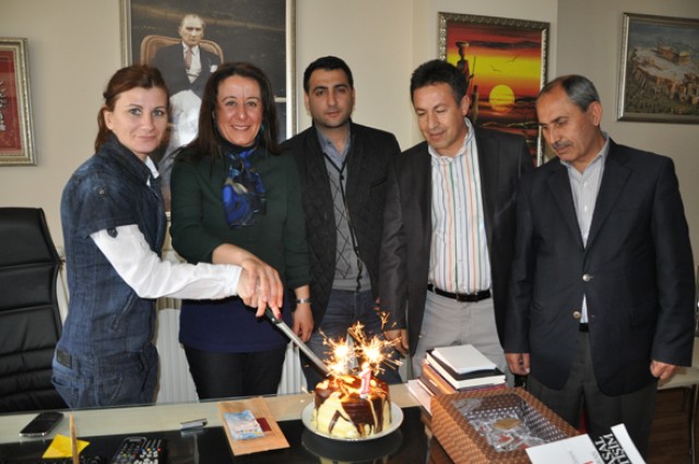 10. yılda birincilik kutlaması
