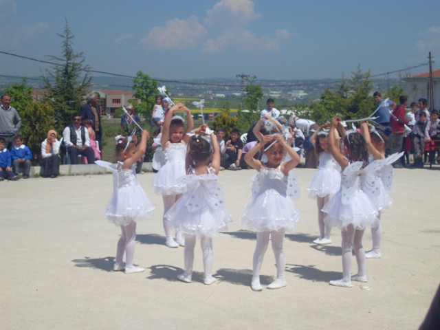 75. Yıl Cumhuriyet’te 23 Nisan