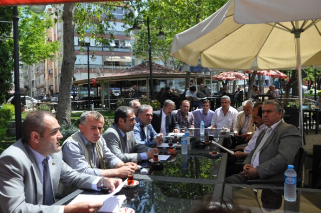 Eğitim Sen, 1 Mayıs’ta Taksim’de Emekçilerle