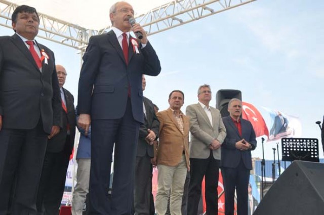 Romanlar, Işıklar’a teşekkür etti