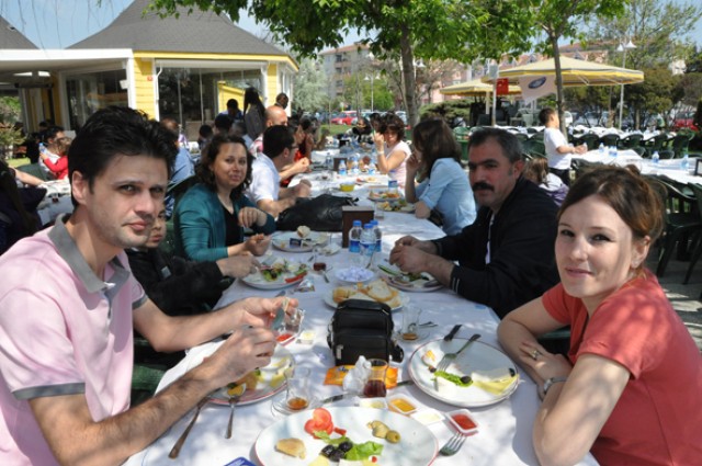 Anneler Günü’ne özel kahvaltı