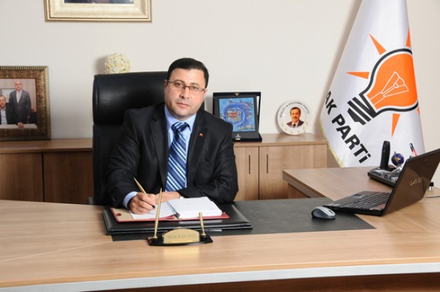 “Toplumumuzun mimarları annelerimizin gününü kutluyorum”