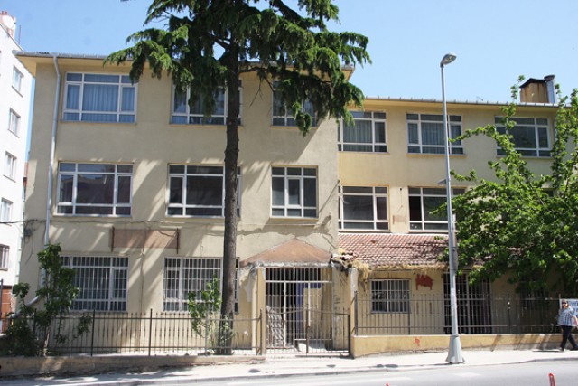 Bakanlık yıkmazsa belediye yıkacak!