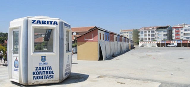 Gece pazarı yine kuruluyor