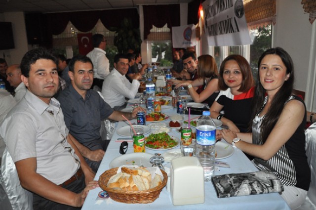 Eğitim İş’ten dayanışma gecesi