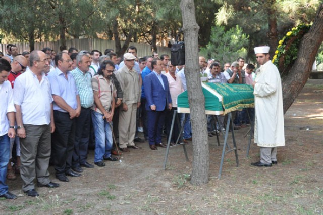 Baba Kandemir’e son görev