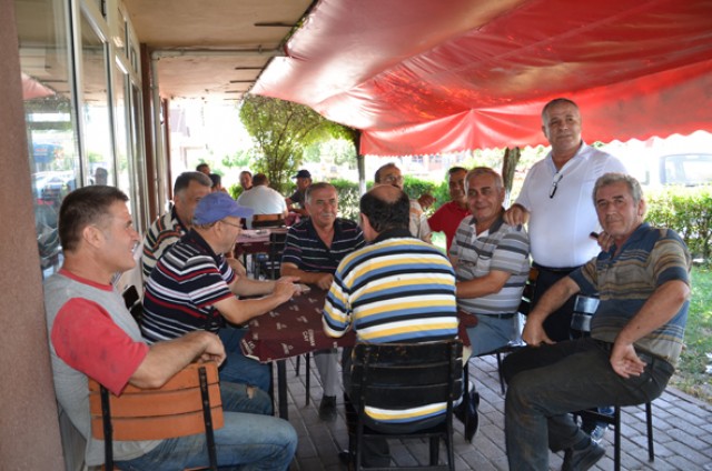 Parayı yatıran esnaf kara kara düşünüyor