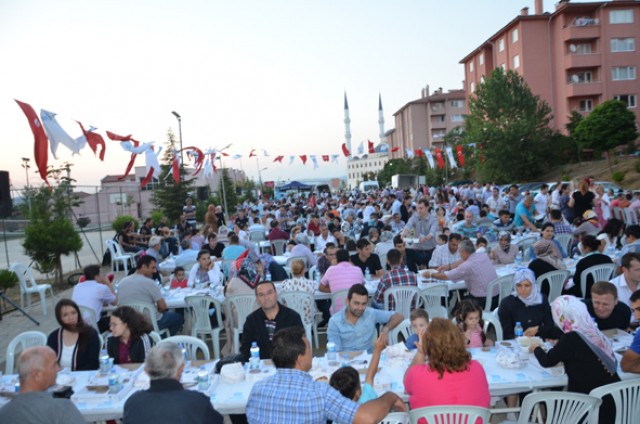 IŞIKLAR’DAN, SİLİVRİ CEZAEVİ PERSONELİNE İFTAR