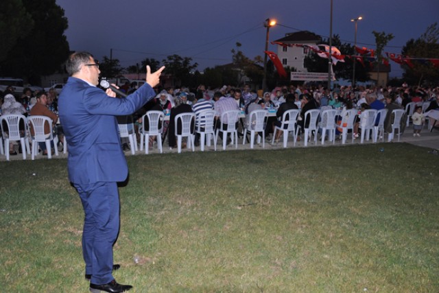 Karakaş: Sizlere hizmet etmek boynumuzun borcu