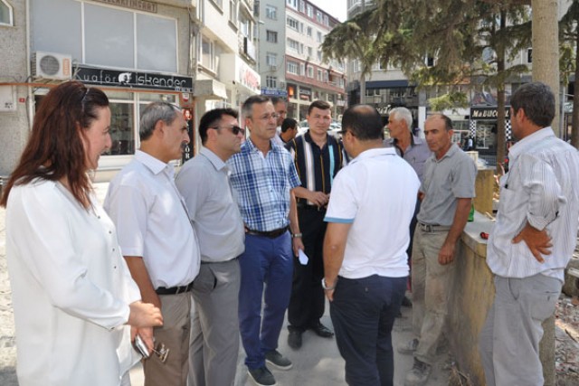 Karakaş yıkımları yerinde inceledi
