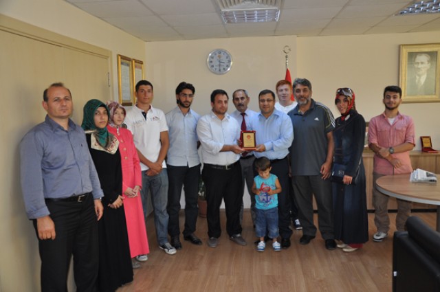 Üniversite kazanan İmam Hatipliler teşekkür etti