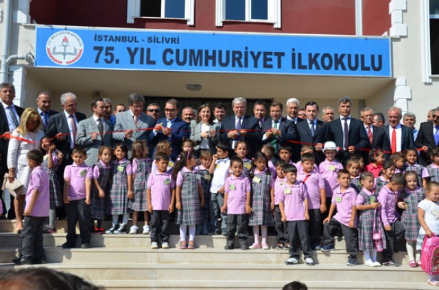 Yeni sezona yeni okulda açılış