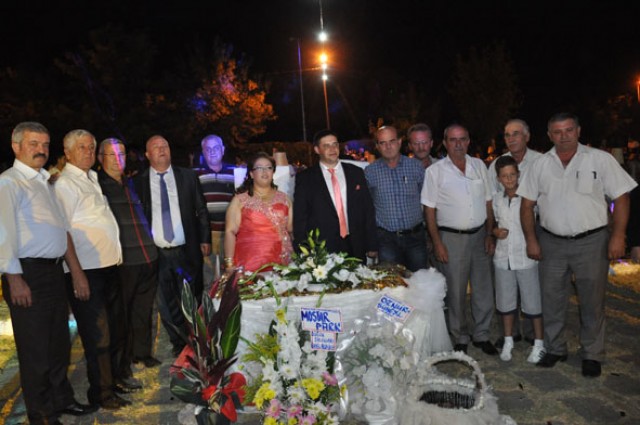 Albayrak kızını nişanladı
