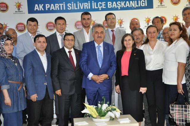 YAZICI, AK PARTİ’NİN AK HİZMETLERİNİ ANLATTI