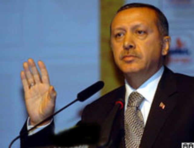 AK Parti, adaylık başvurularını erkene çekti